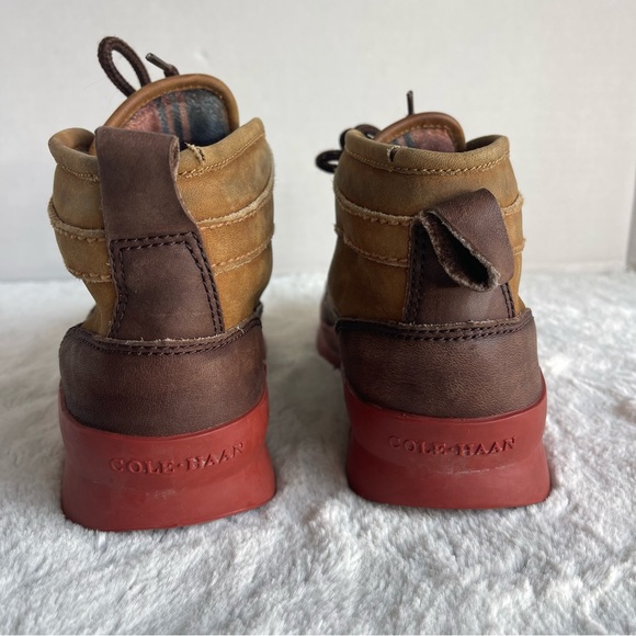 Cole Haan Boots- Sporting/Hiking Two Tone Brown Leather Boots size 6.5 - Picture 3 of 11